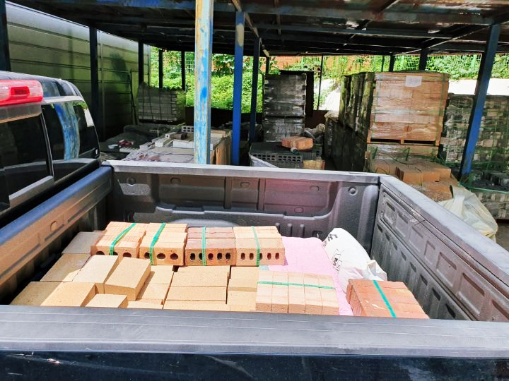 내화벽돌 을 차에 상차