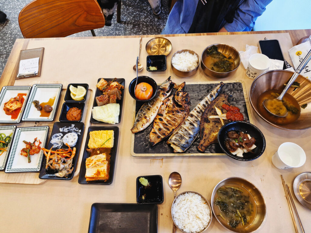 화덕에 구운 고등어,가자미,삼치,뽈락