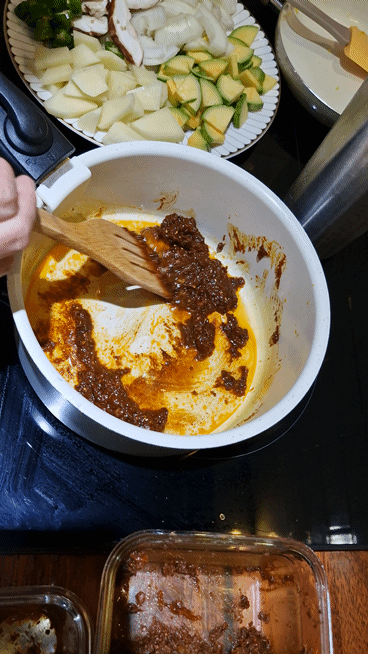 Roasting soybean paste for deeper umami flavor