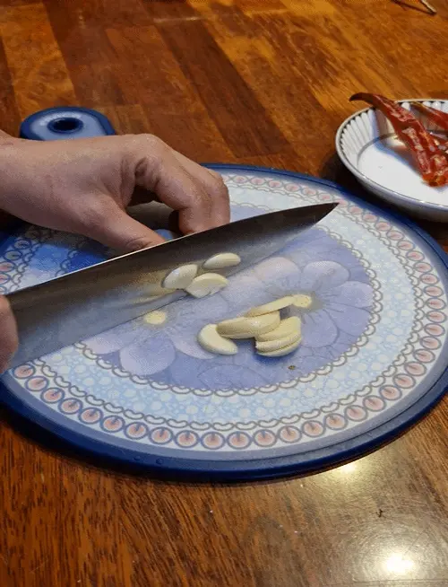 Easy Steamed Clams with Beer